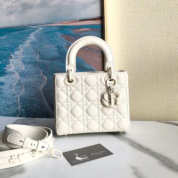Lady Dior replica small bag deu30501 Lady Dior replica small bag deu30501