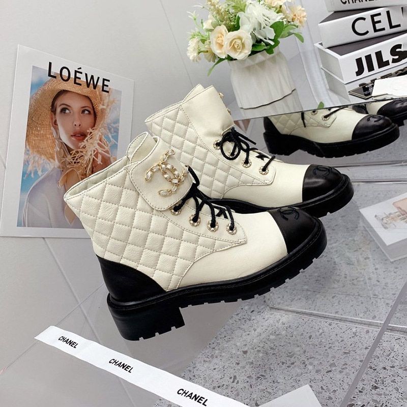 Chanel "New Limited Edition? "Chain CC Lace-up Boots Replica shl13856