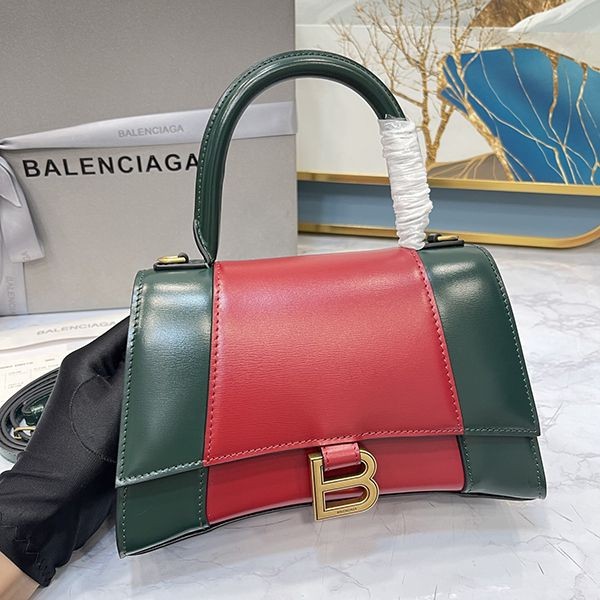 Very popular! Immediate delivery Balenciaga Gucci replica small shoulder bag leather 6816971D6WT3343
