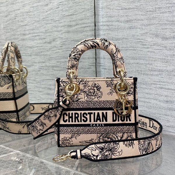 Free shipping Lady Dior replica lambskin mini bag dew07485 Free shipping Lady Dior replica lambskin mini bag dew07485