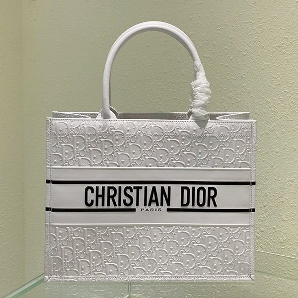 Easy to use Dior book tote replica, first come first served? dej75828