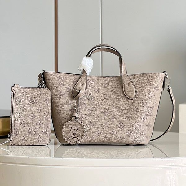 The most popular Louis Vuitton bucket bag replica 2way monogram vuv43714 The most popular Louis Vuitton bucket bag replica 2way monogram vuv43714
