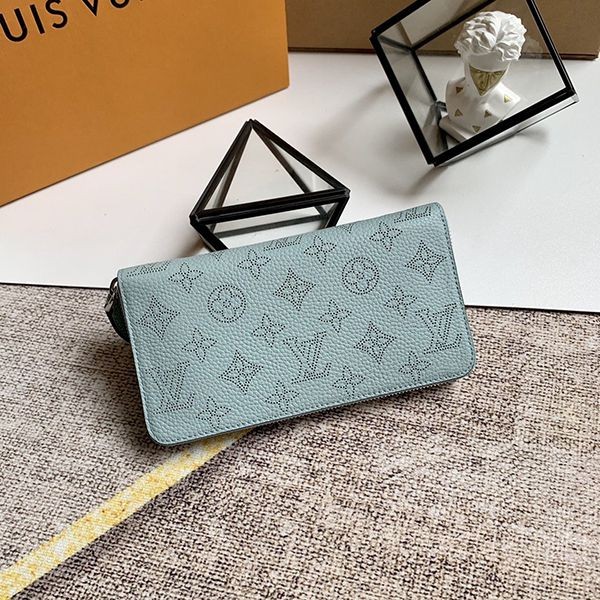 Louis Vuitton Zippy Wallet Fake Mahina Veil Lagoon M69032 Sold Out