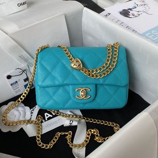 Very popular Chanel Mini Matelasse Heart Chain Replica shy50600 Very popular Chanel Mini Matelasse Heart Chain Replica shy50600