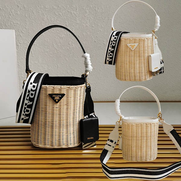 Not available in Japan ☆ Mini basket bag with zipper for security ☆ Replica ☆ Prada 2 colors pui79618