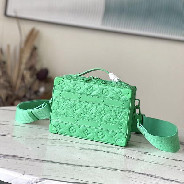 Competitive battle? Louis Vuitton Handle Soft Trunk Bag Replica vuo61032 Competitive battle? Louis Vuitton Handle Soft Trunk Bag Replica vuo61032