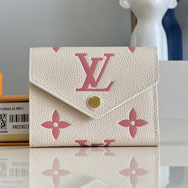 Secured Louis Vuitton Portefeuille Victorine Replica Wallet M82062 Secured Louis Vuitton Portefeuille Victorine Replica Wallet M82062