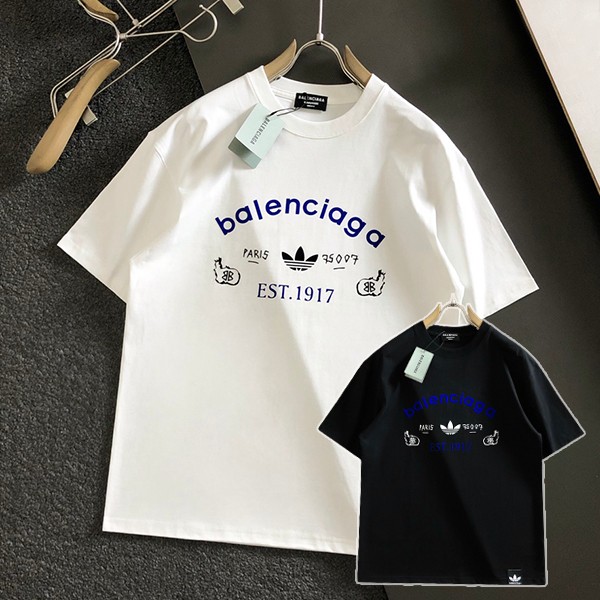 Extremely rare! Gucci x Balenciaga replica collaboration short-sleeved T-shirt in two colors gur01192 Extremely rare! Gucci x Balenciaga replica collaboration short-sleeved T-shirt in two colors gur01192