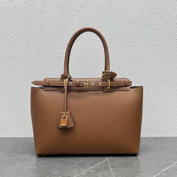 Very popular! Attention-grabbing! Celine handbag replica Cel77936