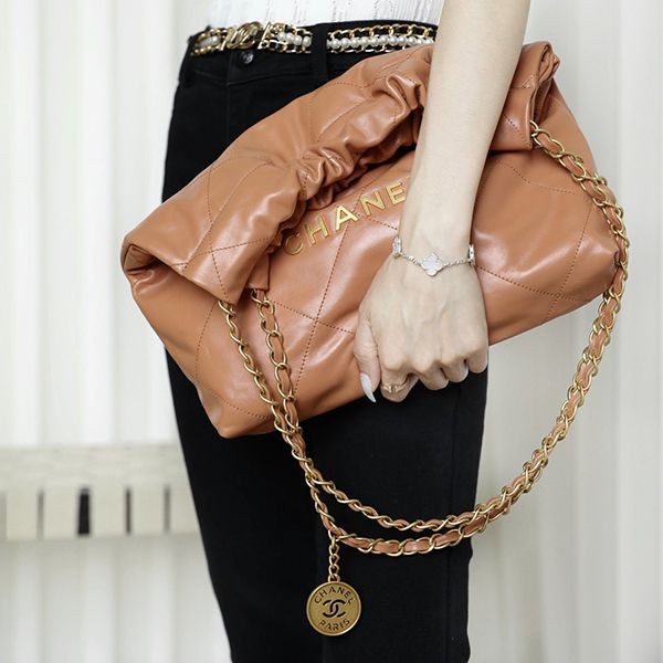 Recommended [Chanel] 22 Large Handbag Replica Calfskin CC Logo shr98216