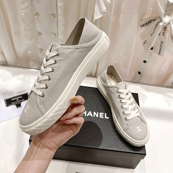 ★Tracked shipping for peace of mind Chanel replica sneakers in suede, calfskin and tweed shg40460 ★Tracked shipping for peace of mind Chanel replica sneakers in suede, calfskin and tweed shg40460