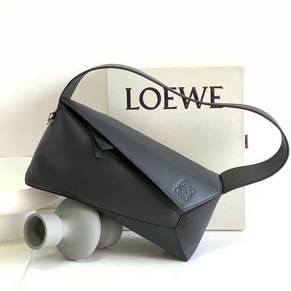 Recommended Loewe Puzzle Replica Hobo Bag Shoulder Bag lon43360 Recommended Loewe Puzzle Replica Hobo Bag Shoulder Bag lon43360