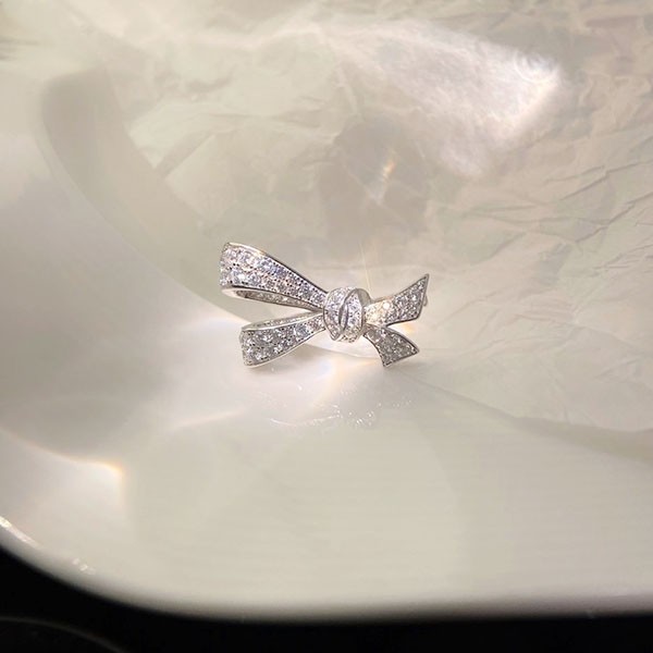 Graff Tilda's Bow Diamond Ring Replica RGR825