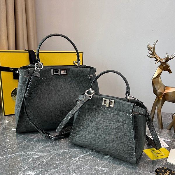 Extremely rare! Fendi replica shoulder bag feq29796