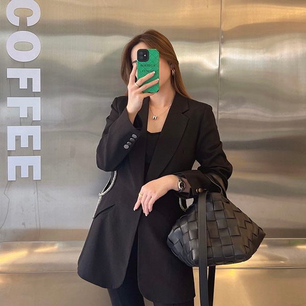 Fake Bottega Veneta Bowling Cassette Bag boc12042 Fake Bottega Veneta Bowling Cassette Bag boc12042