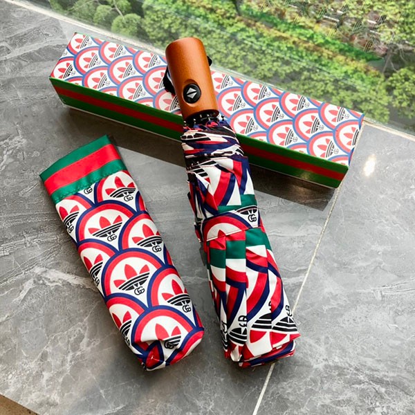Very popular! Gucci Adidas folding umbrella replica automatic opening and closing gui14387
