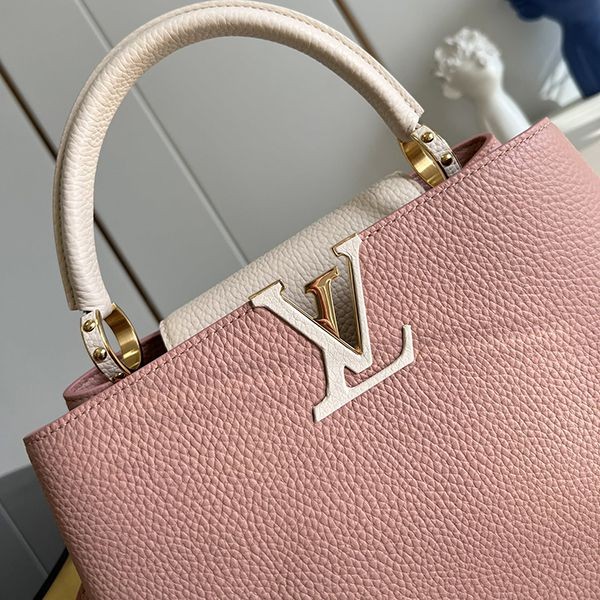 Super low price! Louis Vuitton bag CAPUCINES MM vuz54769