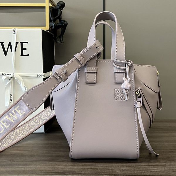 High quality Loewe Hammock replica drawstring shoulder bag low95889 High quality Loewe Hammock replica drawstring shoulder bag low95889