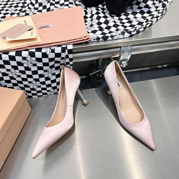 First come, first served? Miu Miu pumps replica 9cm heel myn67577