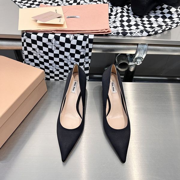 Popular and rare Miu Miu fake pumps with 9cm heel mys96555