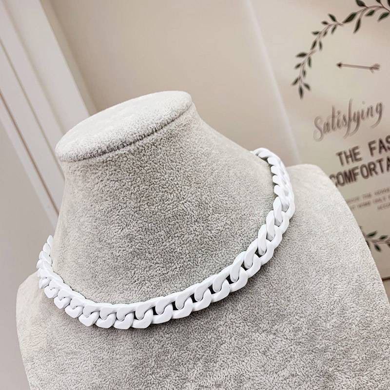 Hard to find Louis Vuitton replica Collier LV Sculpture Necklace vuz11612 Hard to find Louis Vuitton replica Collier LV Sculpture Necklace vuz11612