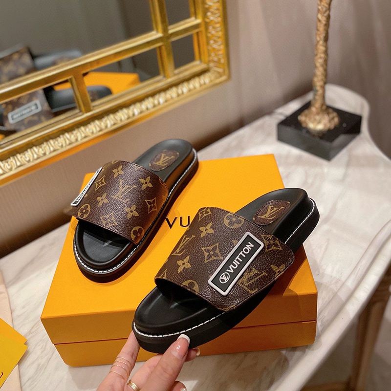 Extremely rare! Louis Vuitton LV Sunset Comfort Flat Mule Replica vug75771