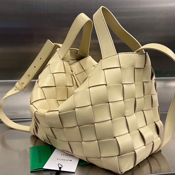 Bottega Veneta Replica Bowling Cassette Bag BOP62114