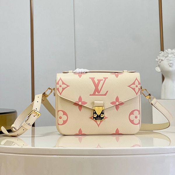 Very popular! Louis Vuitton replica Pochette Metis MM shoulder bag vuu90381