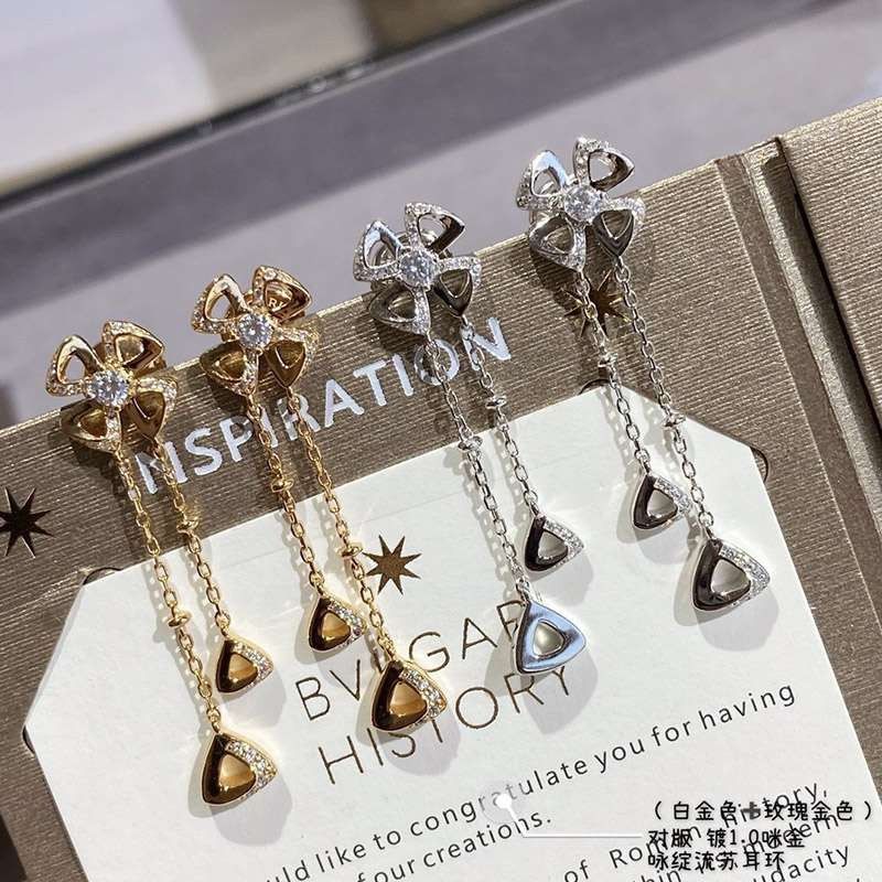 Very popular all over the world? Bulgari 18K yellow gold diamond earrings replica first come first served? Bui69569