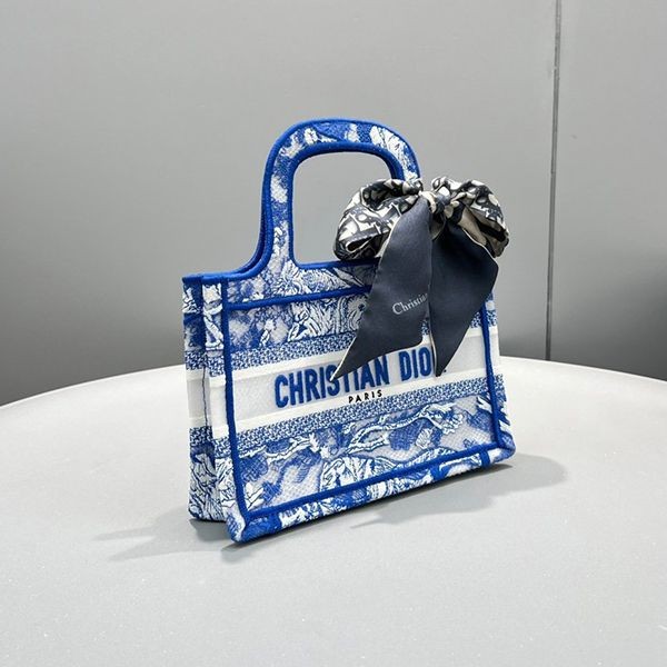 The latest and fashionable Lady All Oblique Book Tote Fake Bag deu14387