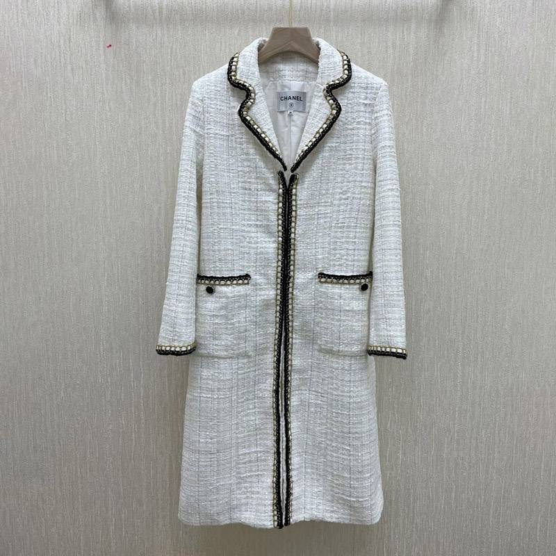 Not available in Japan ☆ Chanel ☆ Elegant? RECAP Tweed double coat shy45401