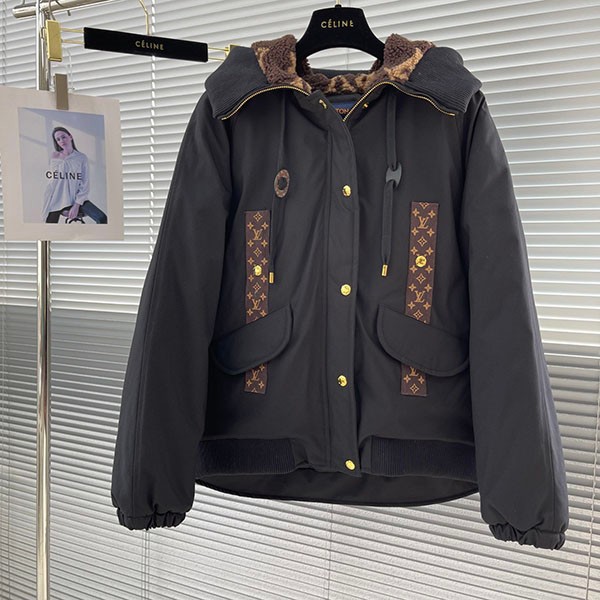 Very popular! Louis Vuitton Replica Monogram Accent Parka vuf31150