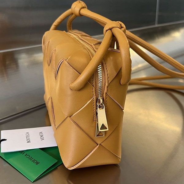 Free shipping Bottega Cassette Small Shoulder Bag Replica bok85989