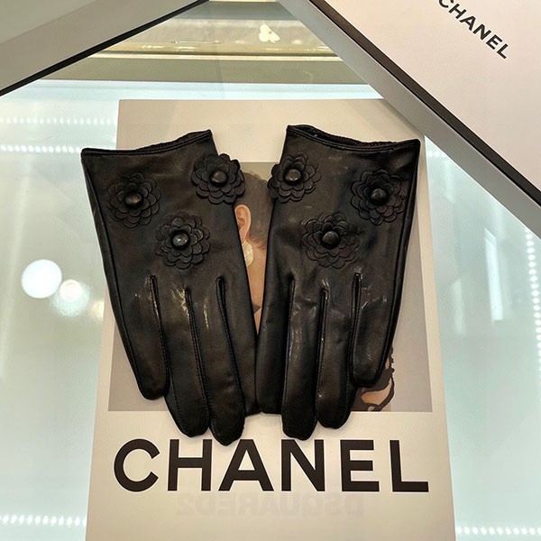Fake Chanel Camellia Leather Gloves shu31727