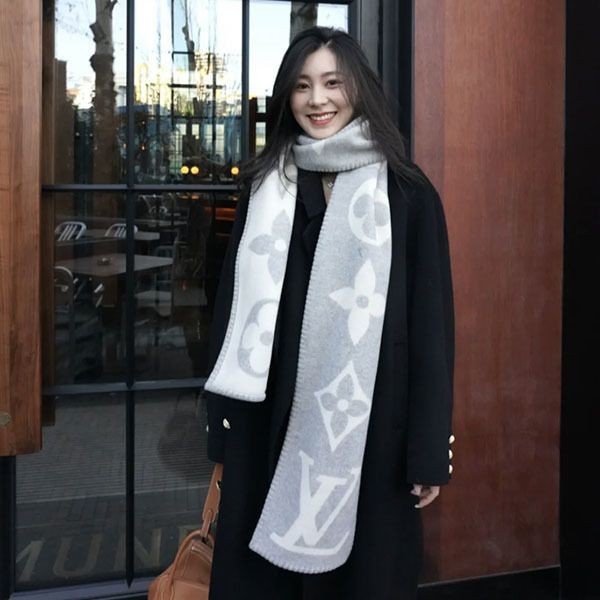 [Popular item] Louis Vuitton cashmere scarf replica monogram vut05304