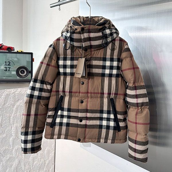 Burberry Check Cropped Fake Puffer Jacket Bam74775