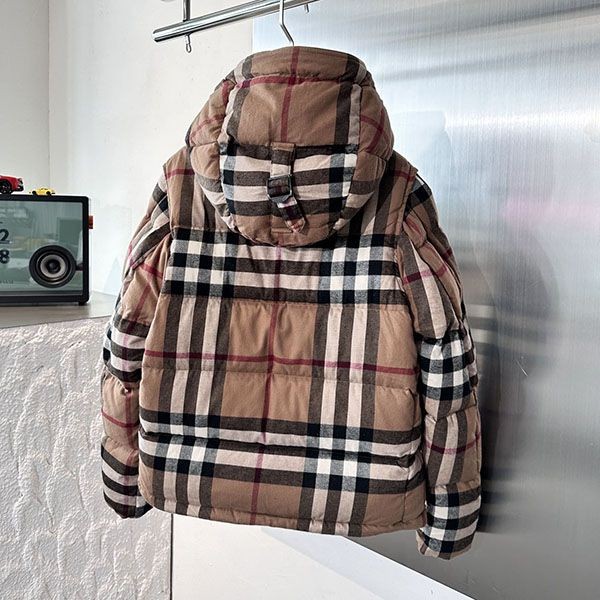 Burberry Check Cropped Fake Puffer Jacket Bam74775