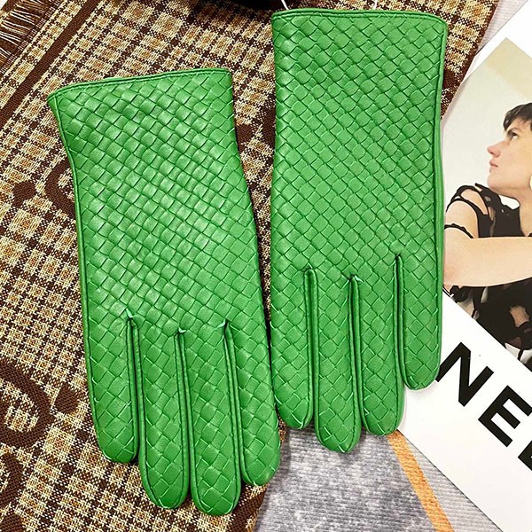 Bottega Veneta Intrecciato Leather Gloves Replica bop72396