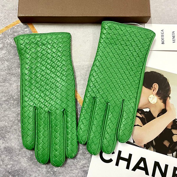 Bottega Veneta Intrecciato Leather Gloves Replica bop72396