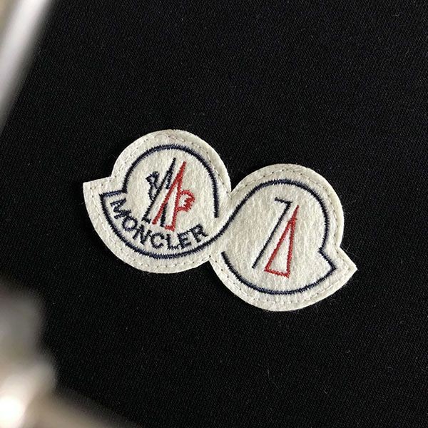 Hard to find Moncler sweatshirt long sleeve fake mox88858