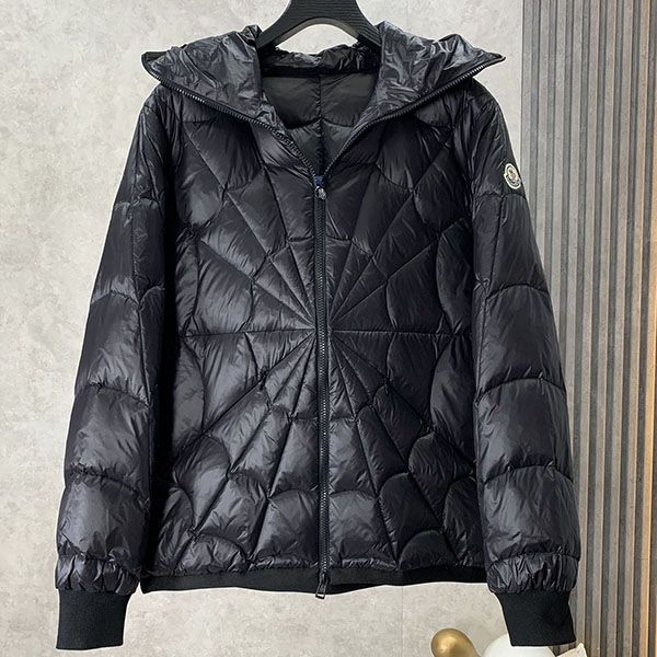 Very popular! Moncler Della Short Down Jacket Replica mov23003