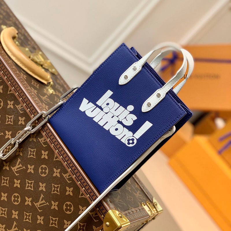 New for Autumn/Winter Louis Vuitton Shoulder Bag Replica Petite Sac Plat M80841