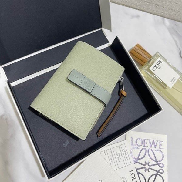 [LOEWE] New Slim Zip Bifold Wallet Copy Slim Zip Bifold Wallet lom88620