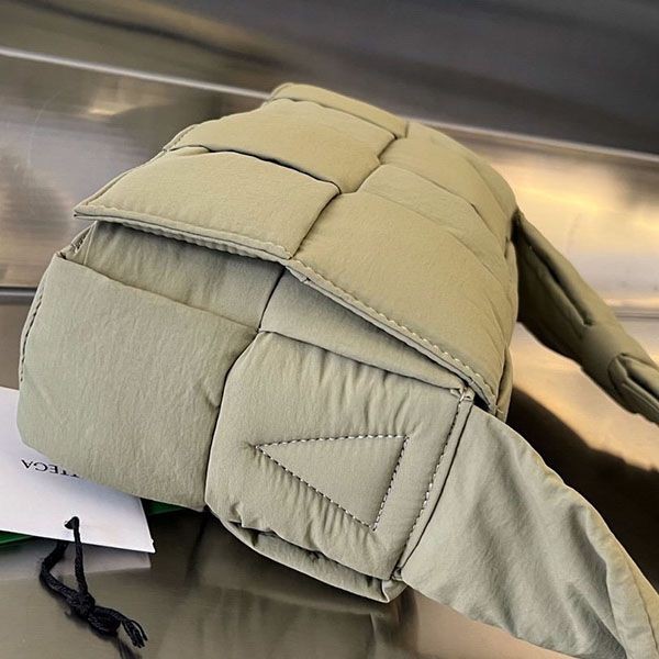 Bottega Cassette Replica Nylon Shoulder Bag bor31651