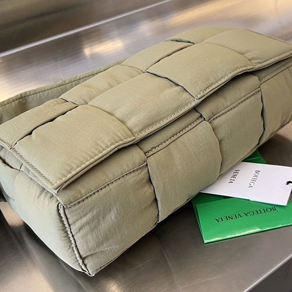 Bottega Cassette Replica Nylon Shoulder Bag bor31651