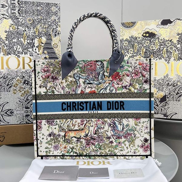 Sure to sell out Dior Oblique Book Tote Bag Replica DED30814 Sure to sell out Dior Oblique Book Tote Bag Replica DED30814