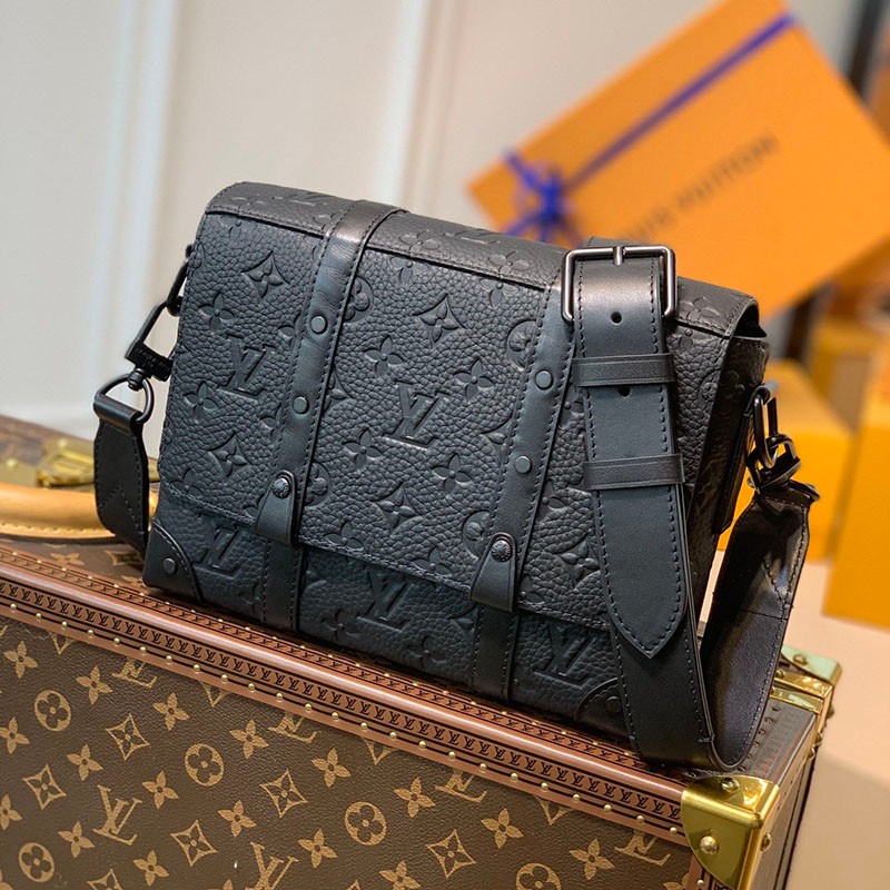 21SS? Louis Vuitton Shoulder Bag Replica Monogram Embossed M57726 21SS? Louis Vuitton Shoulder Bag Replica Monogram Embossed M57726