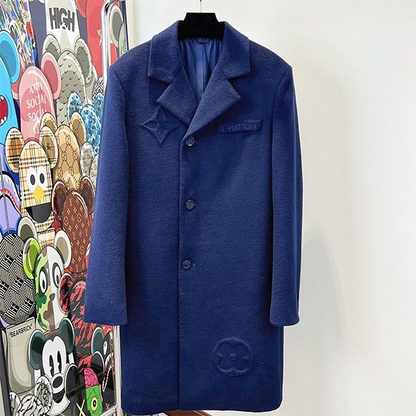 Recommended Louis Vuitton Coat Replica Flower Embossed 1A9K4X