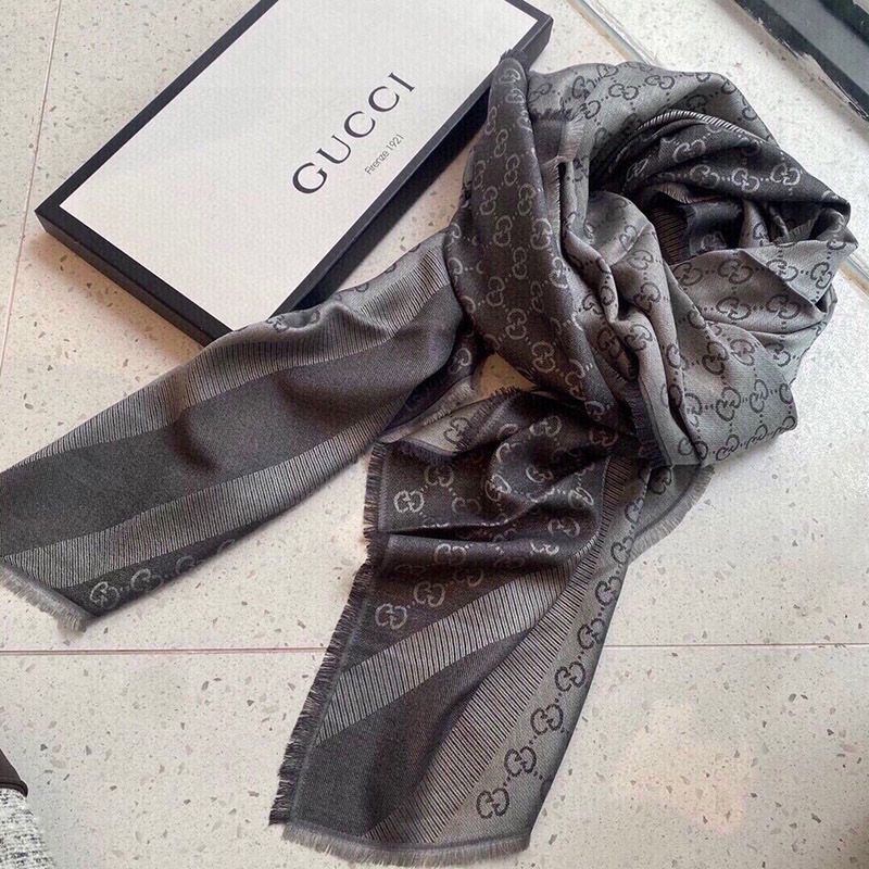 Sold out Gucci GG wool lamé jacquard fake scarf/muffler gue20702