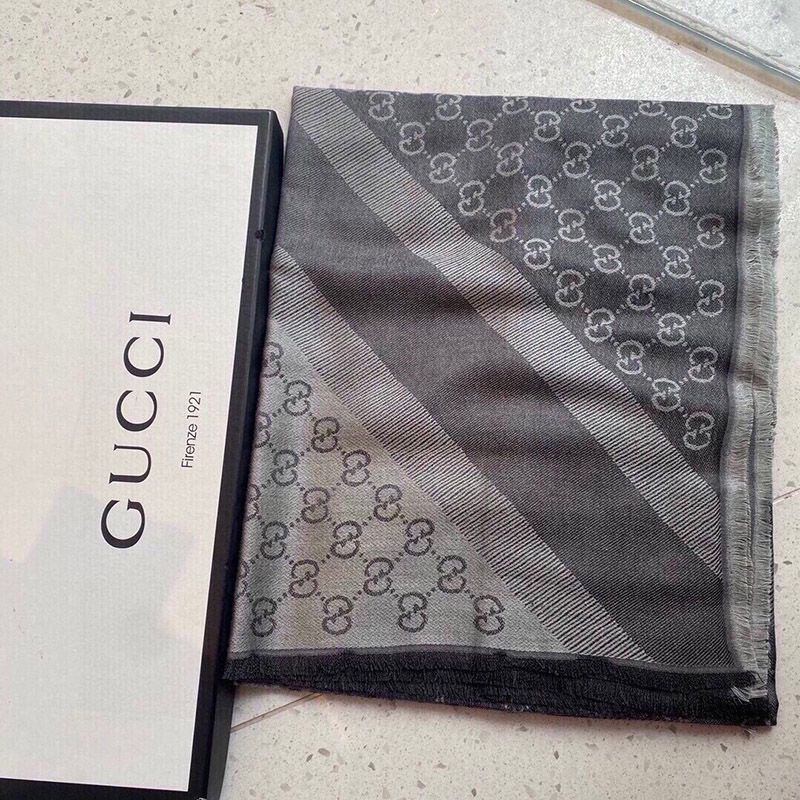Sold out Gucci GG wool lamé jacquard fake scarf/muffler gue20702
